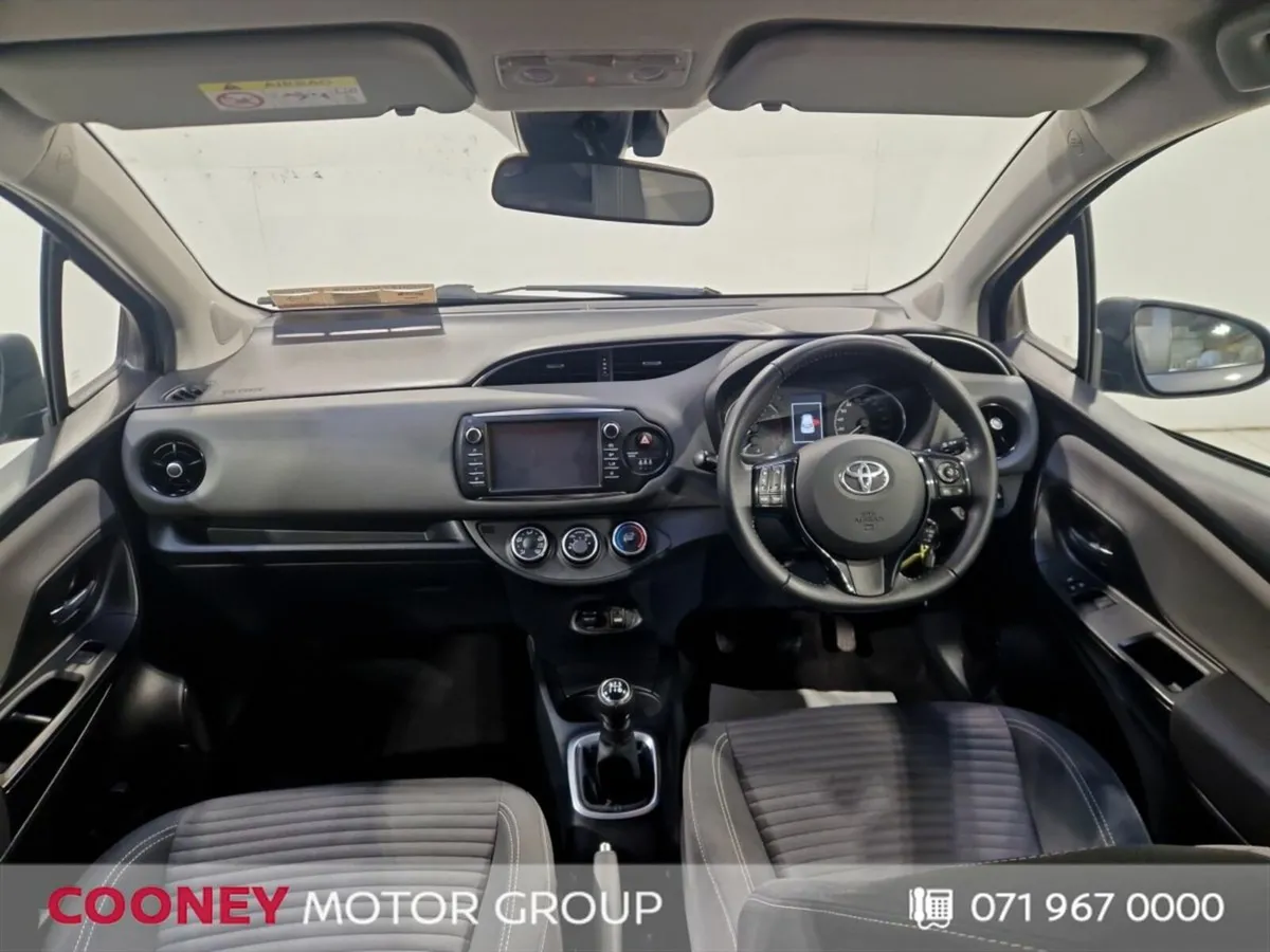 Toyota Yaris 1.0 VVT-i 5Dr Luna - Image 2