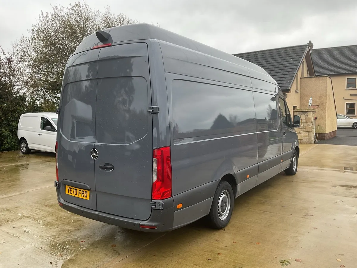 2020 Sprinter LWB extra high roof - Image 4