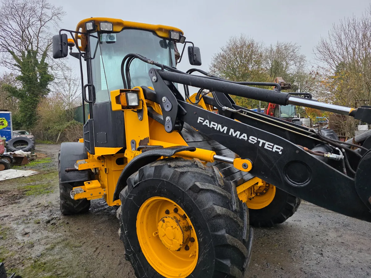 2.   jcb 412 - Image 3