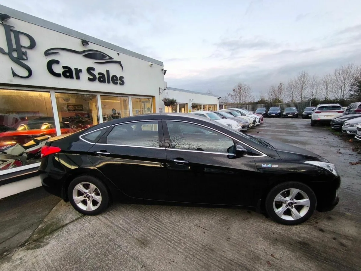 Hyundai i40 Executive 1.7 Diesel - Image 4