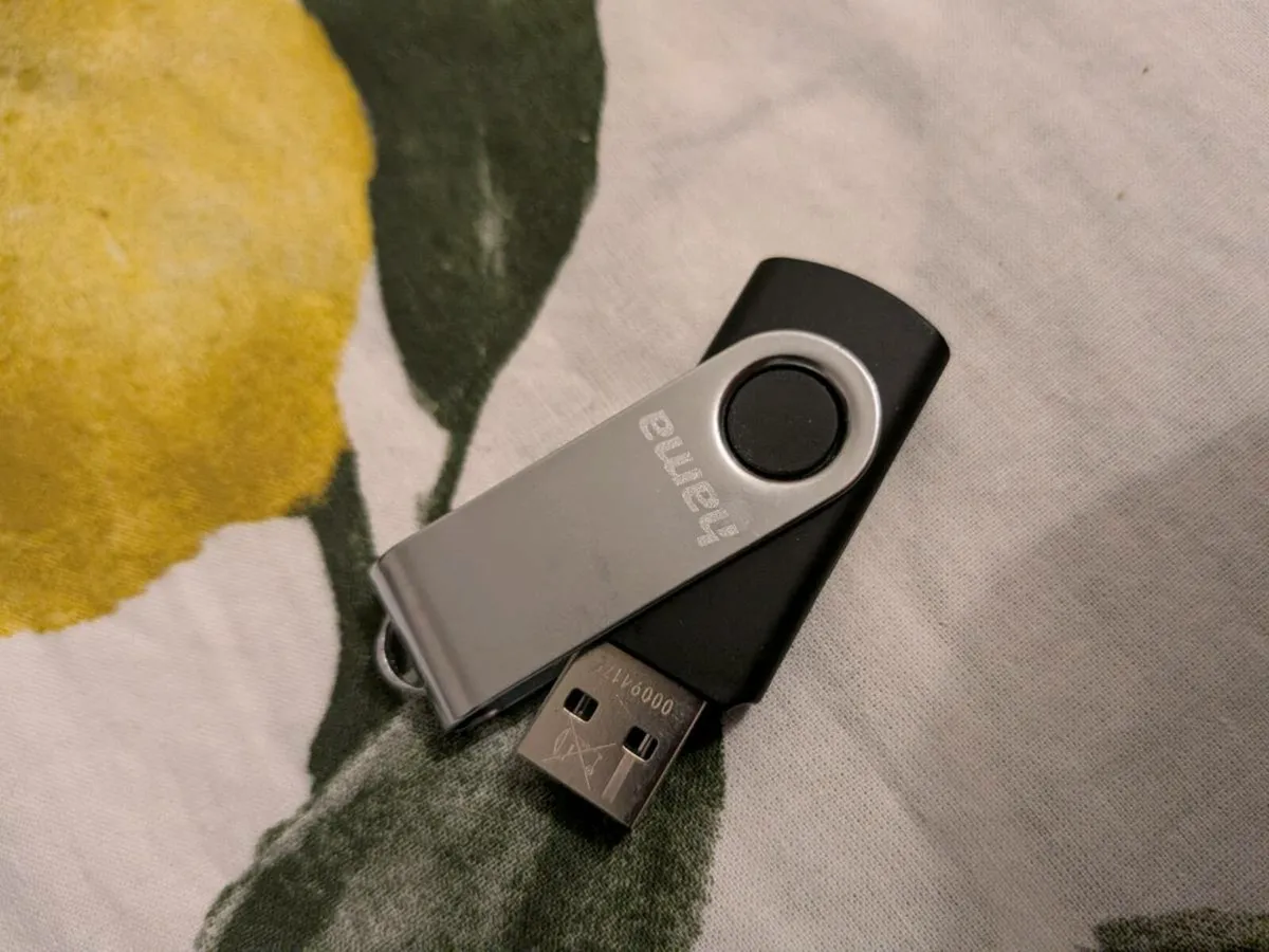 Flash drive 16 gb - Image 2