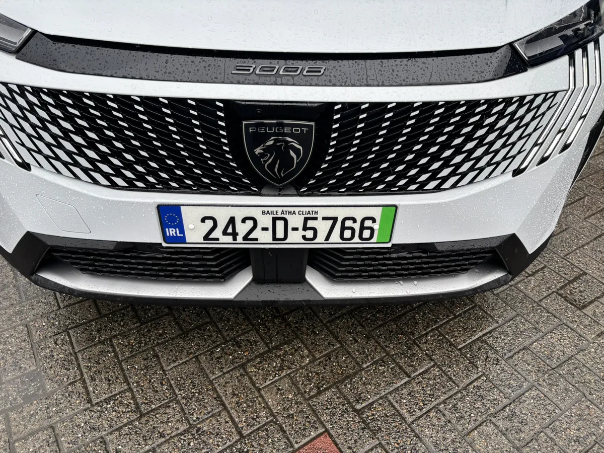 2024 Peugeot 3008 eAllure scrappage offer - Image 3