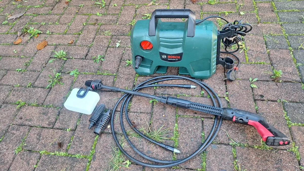 Bosch pressure washer - Image 1