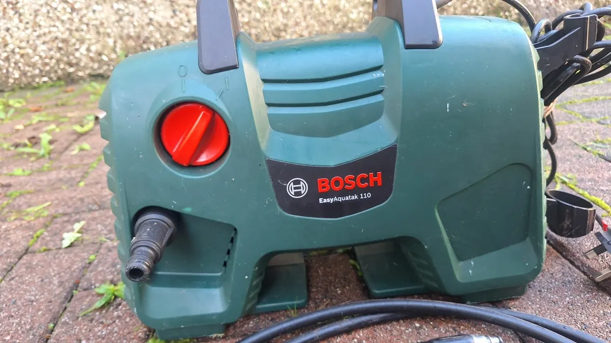 Bosch pressure washer - Image 2