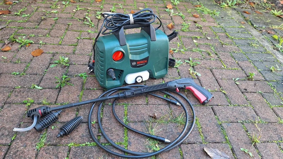 Bosch pressure washer - Image 3