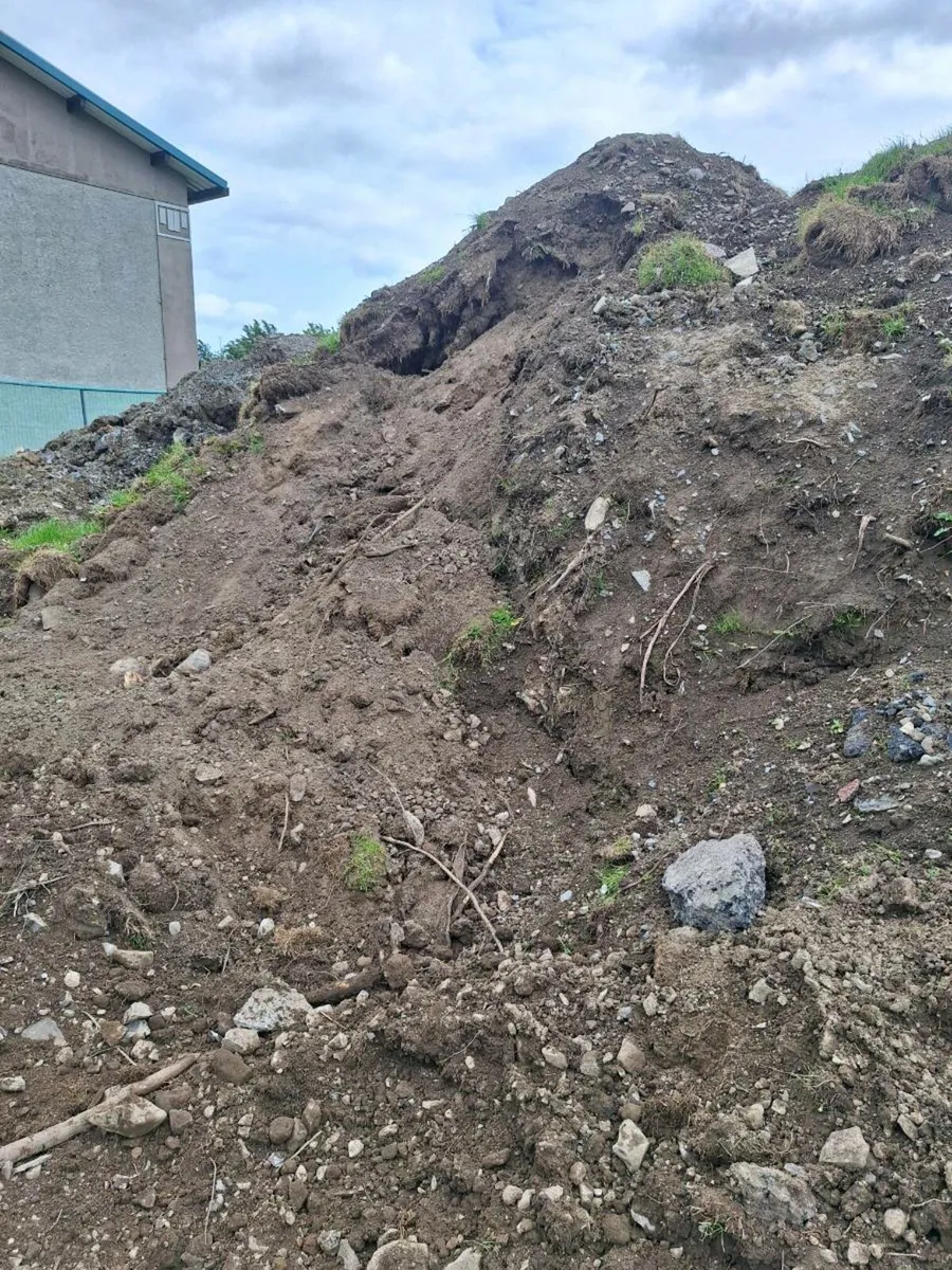 Topsoil for sale Quality fresh greenfield - Image 2