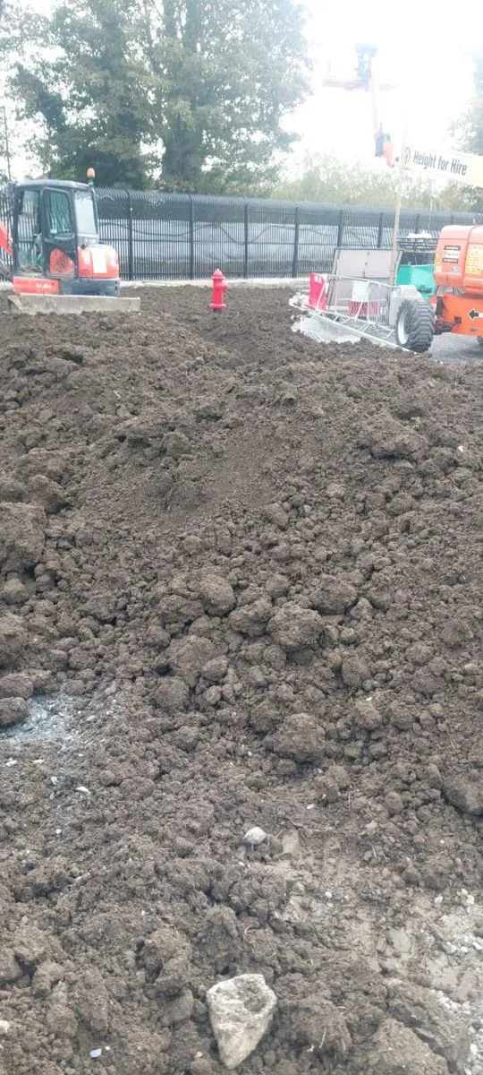 Topsoil for sale Quality fresh greenfield - Image 4