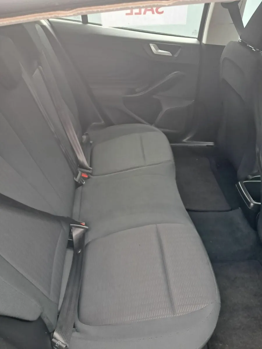 Ford Focus 2019 - Image 1