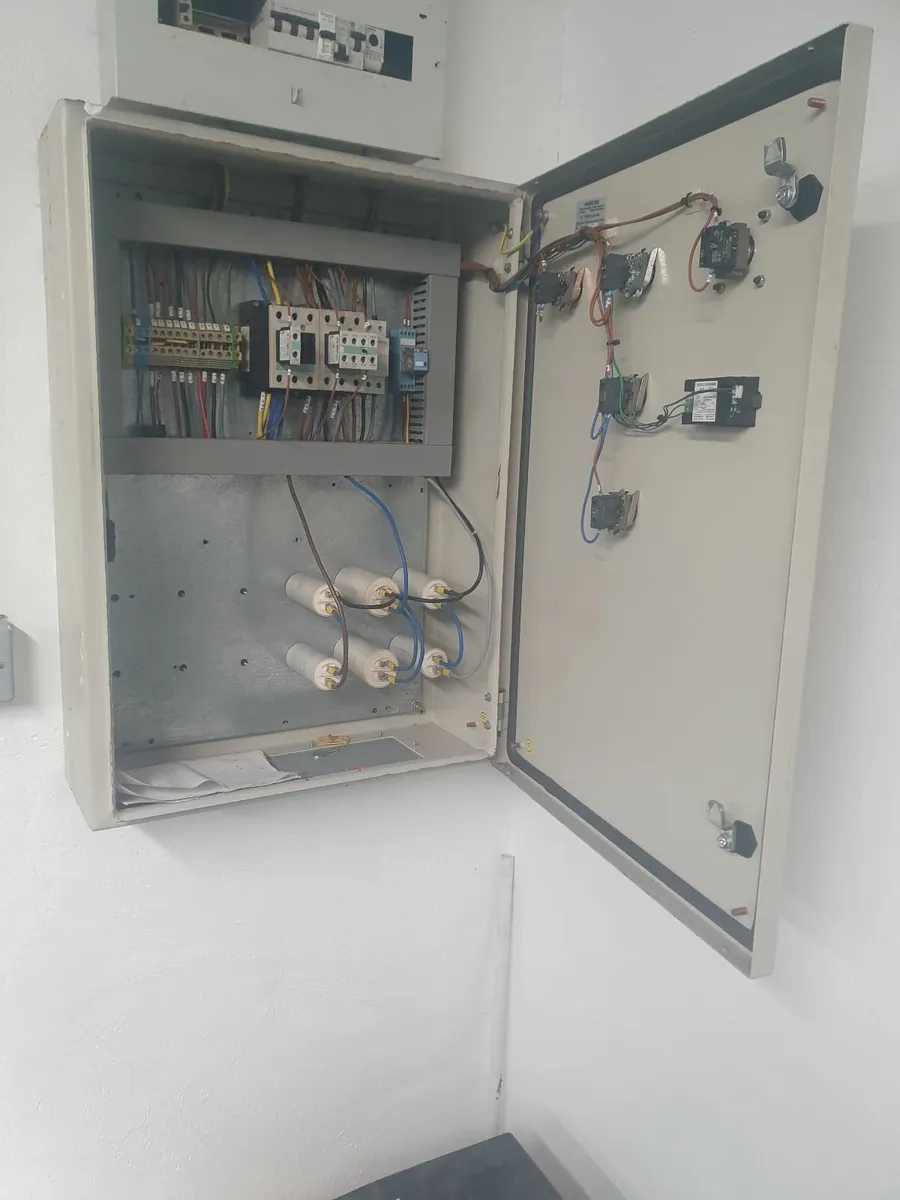 Phase converter - Image 1