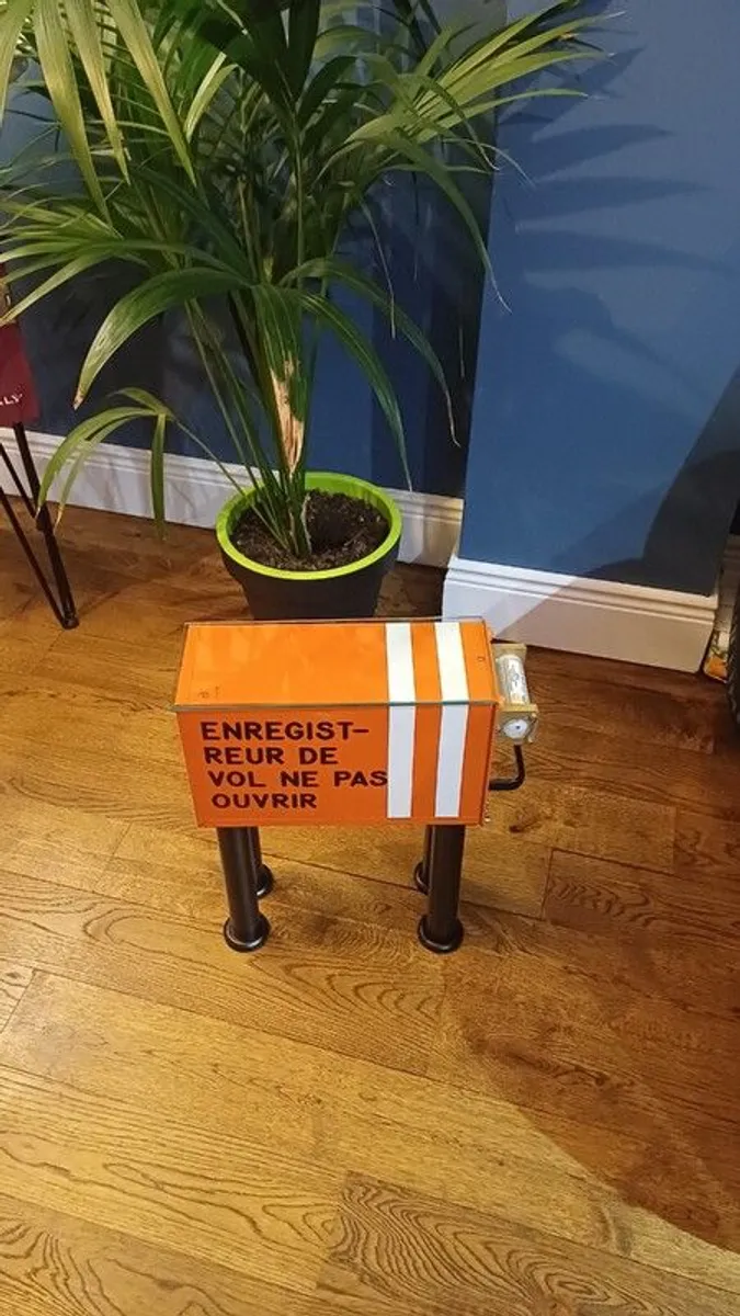 Coffee Table Black Box Flight Voice recorder from Boeing 757 aircraft - Image 2