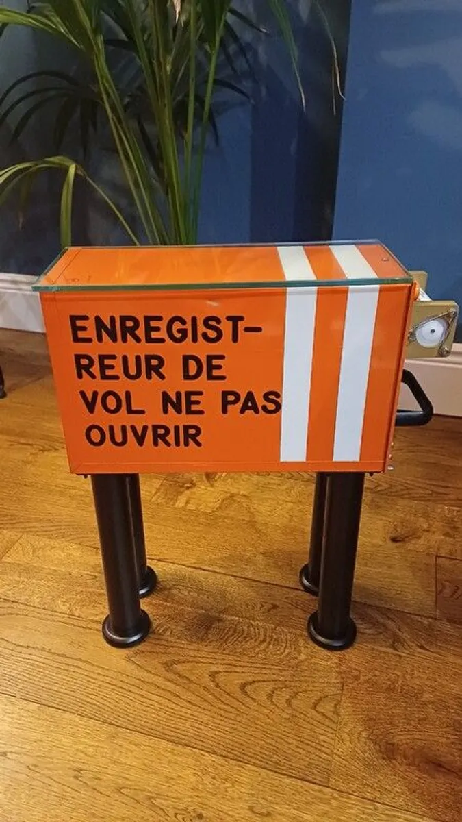 Coffee Table Black Box Flight Voice recorder from Boeing 757 aircraft - Image 3