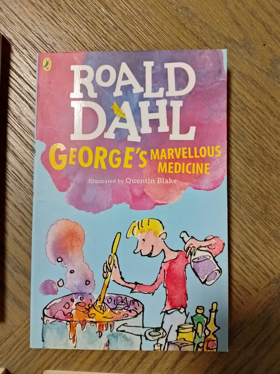Collection of Road Dahl books - Image 3