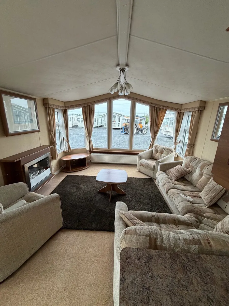 Willerby Aspen 38x 12 x 2 Bed (Immaculate) - Image 2