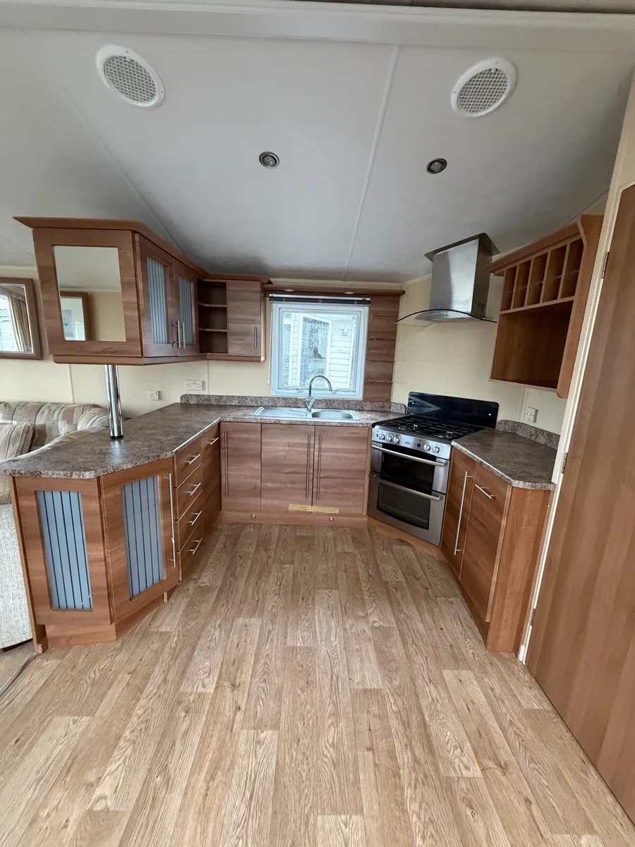 Willerby Aspen 38x 12 x 2 Bed (Immaculate) - Image 4