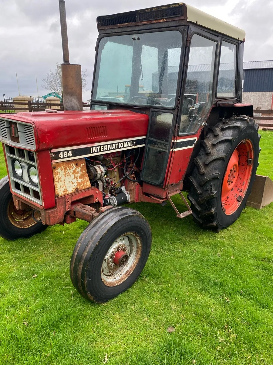 International 484 - Image 2