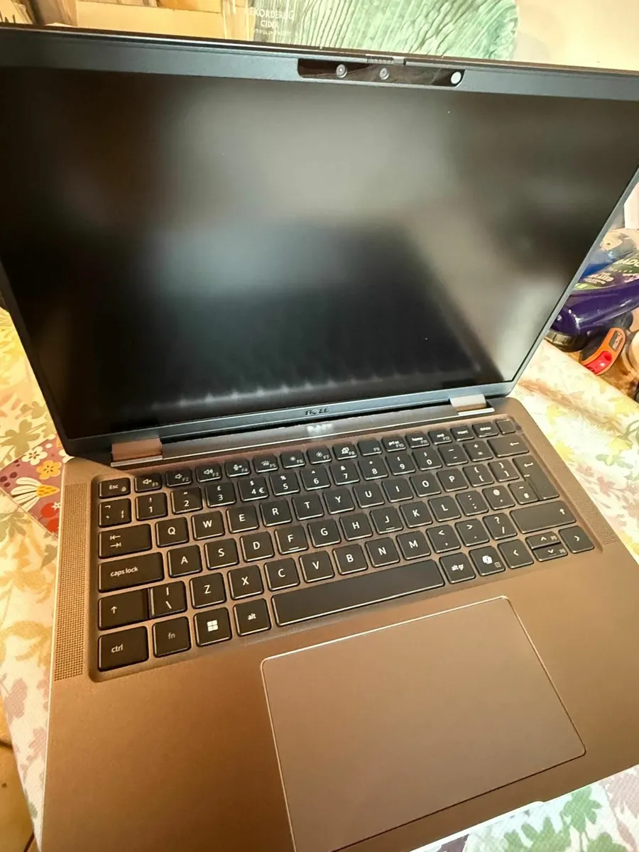 Dell Latitude 7450 BTX 2 in 1 laptop have 8 - Image 1