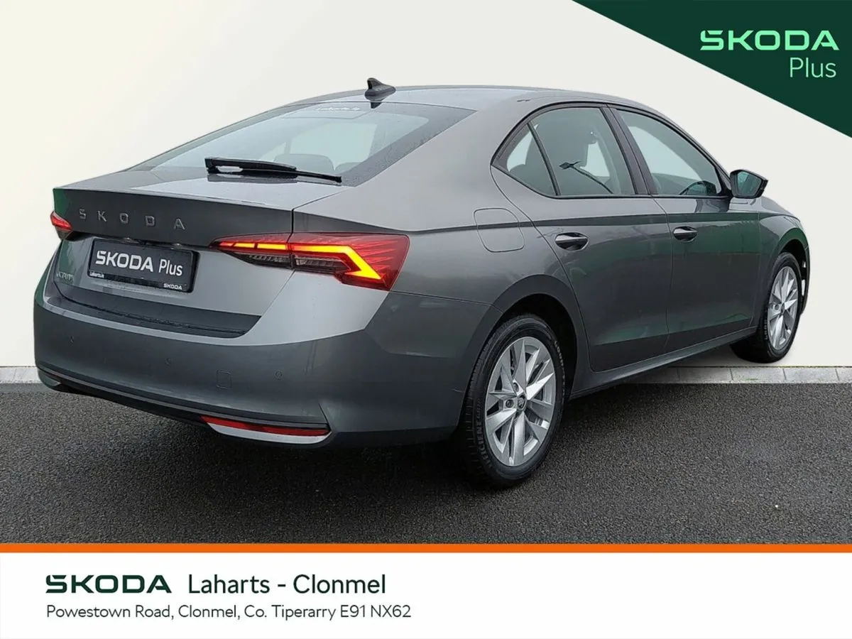 Skoda Octavia SELECTION 1.5TSI 115HP - Image 3