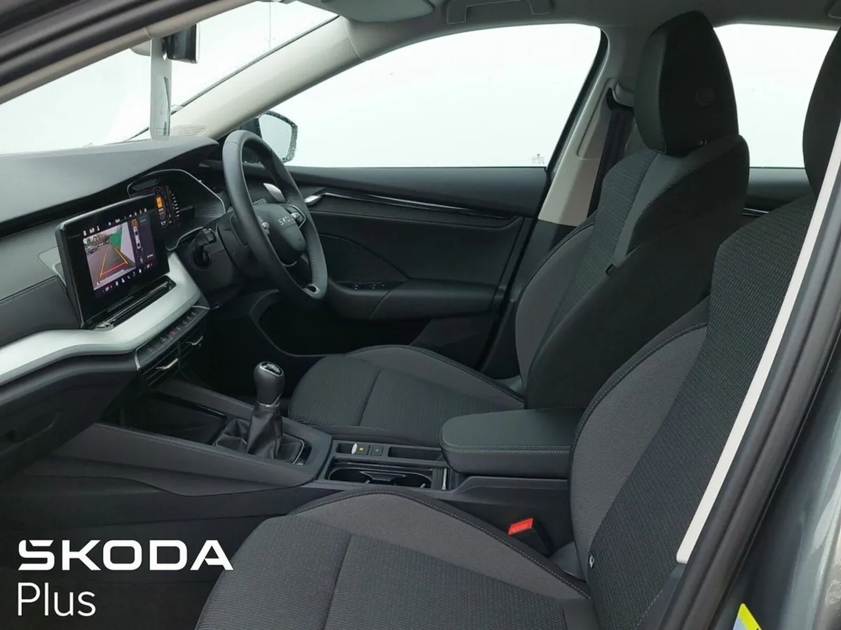 Skoda Octavia SELECTION 1.5TSI 115HP - Image 4