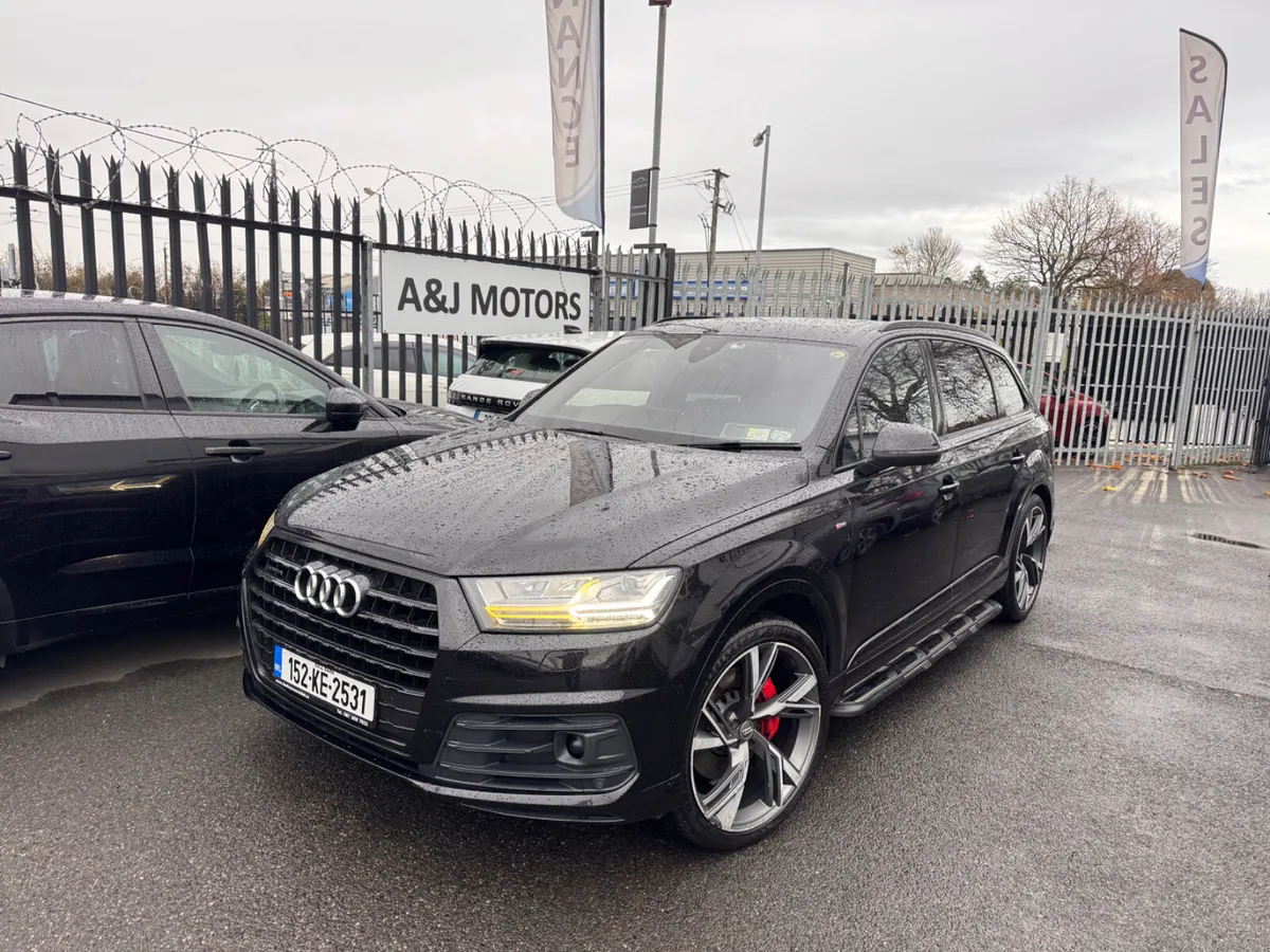 Audi Q7 3.0 Quattro S Line  Glass Roof 7 Seats - Image 1