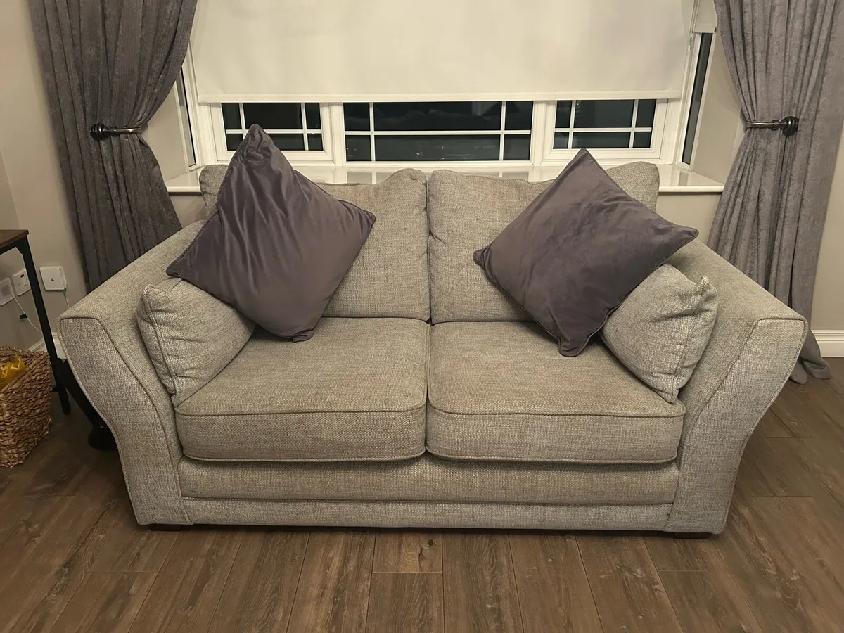 3 & 2 seater sofa - Image 1