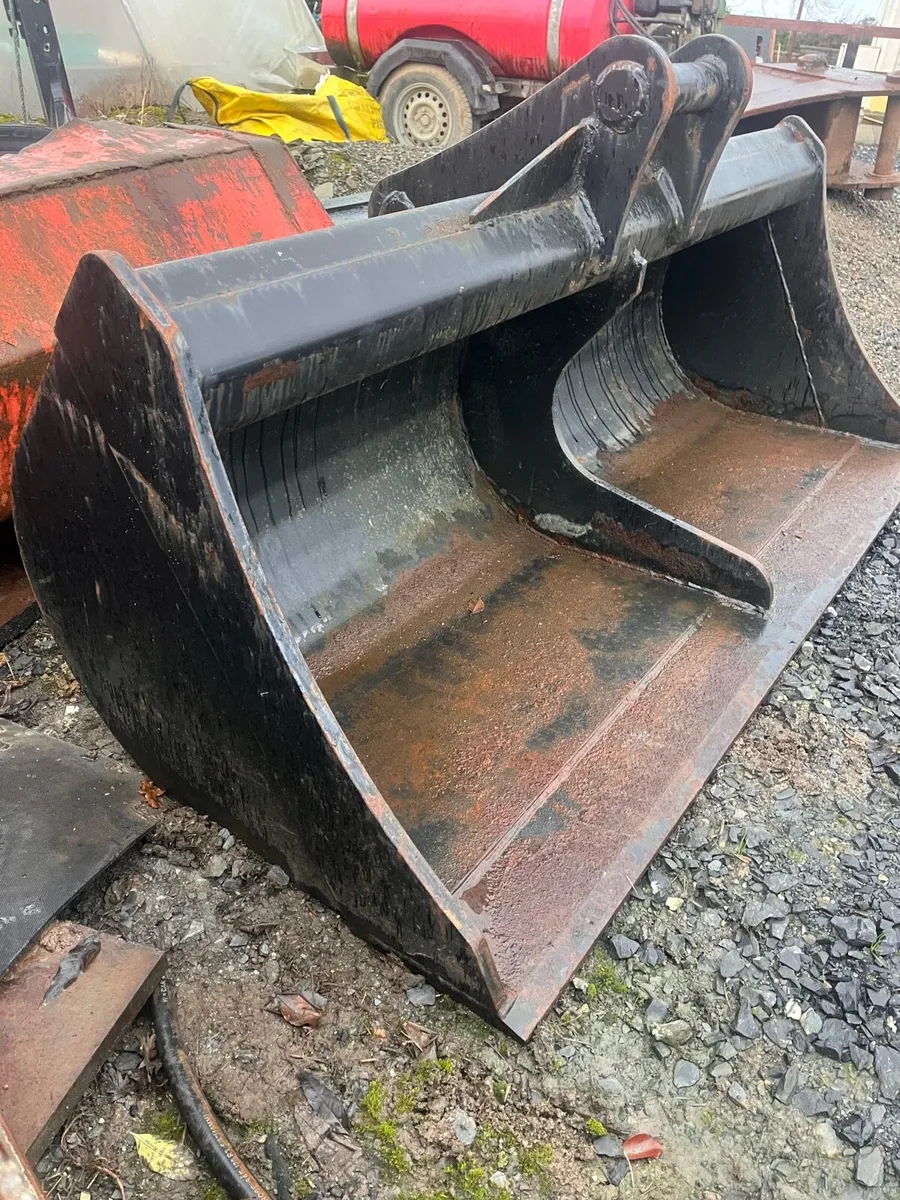 Grading bucket - Image 2