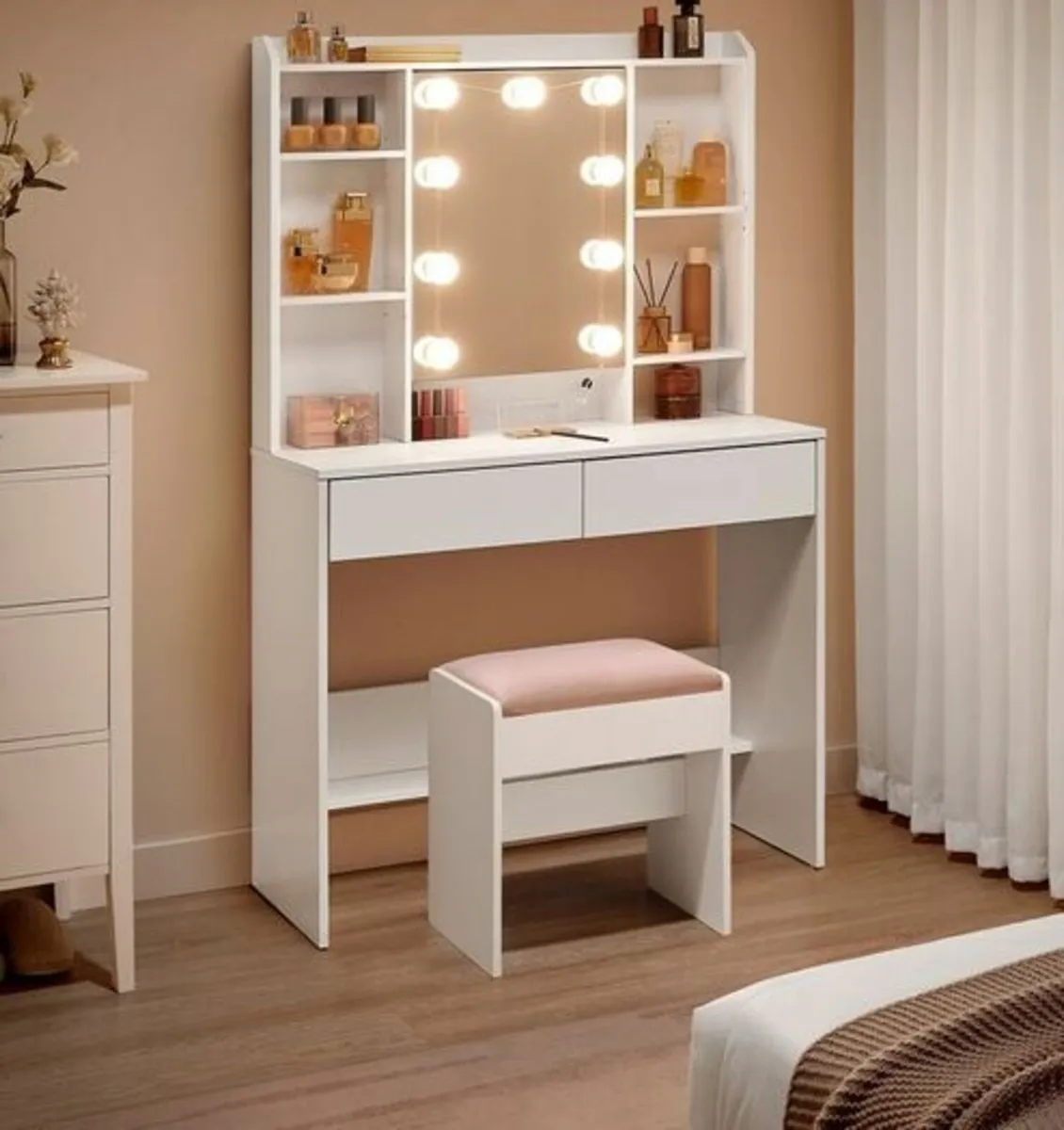 Dressing table LED - Image 1