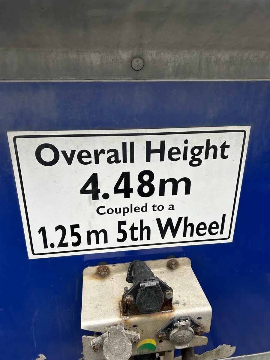 SDC Curtainside Trailer - Image 2