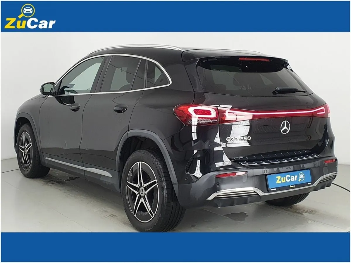 Mercedes-Benz EQA 250 AMG Line - Image 4