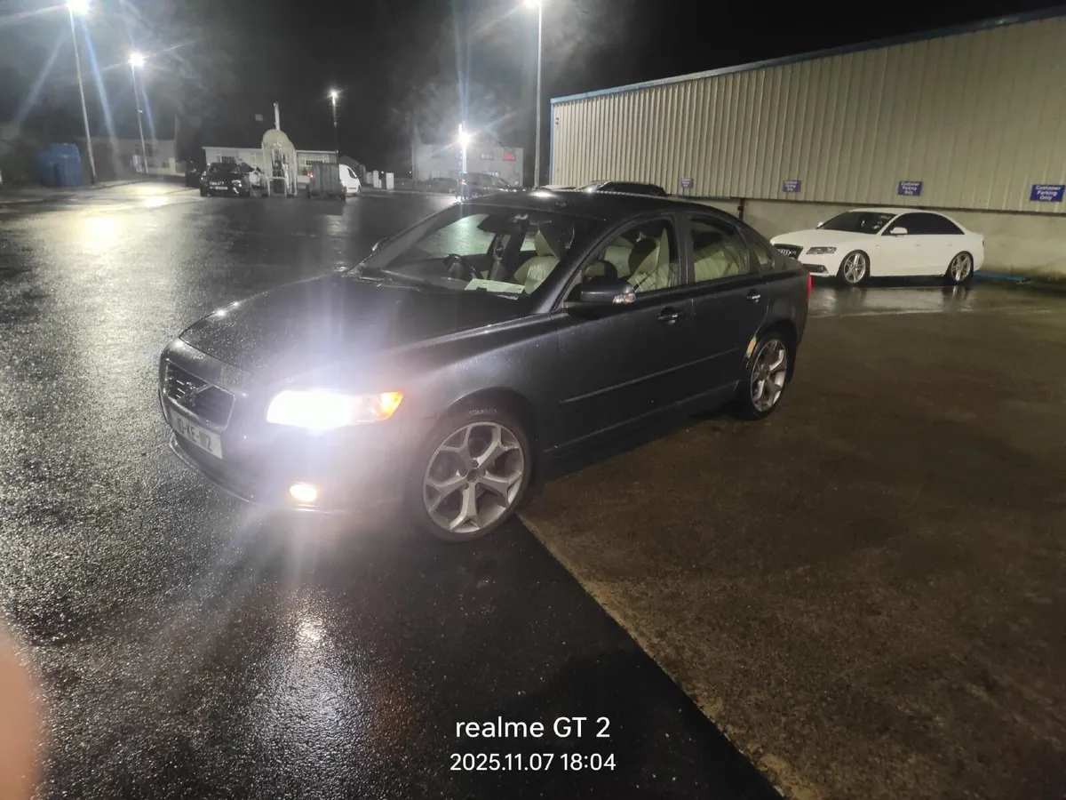 Volvo S40 2010 - Image 3