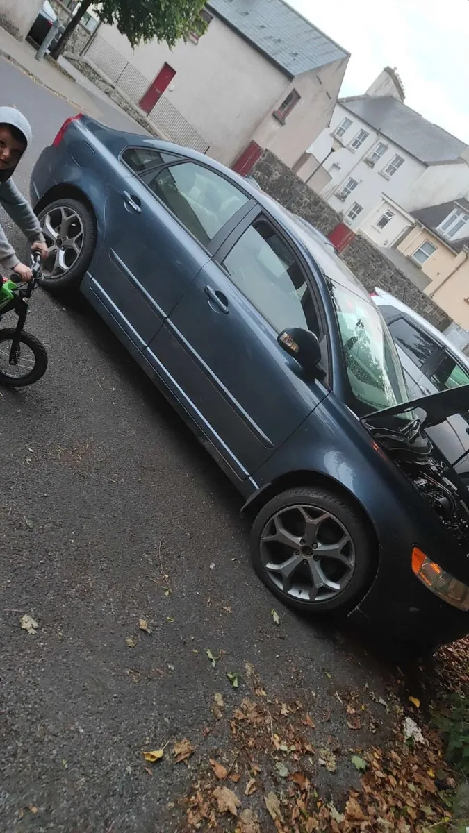 Volvo S40 2010 - Image 4