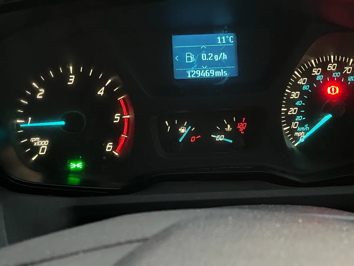 Ford Transit - Image 4