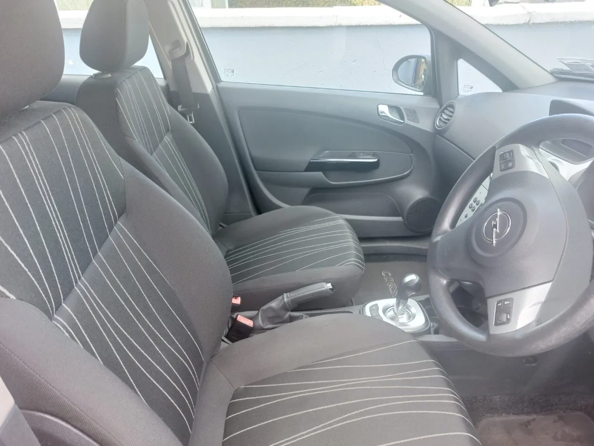 Opel Corsa 1.2L Petrol Automatic - Image 4