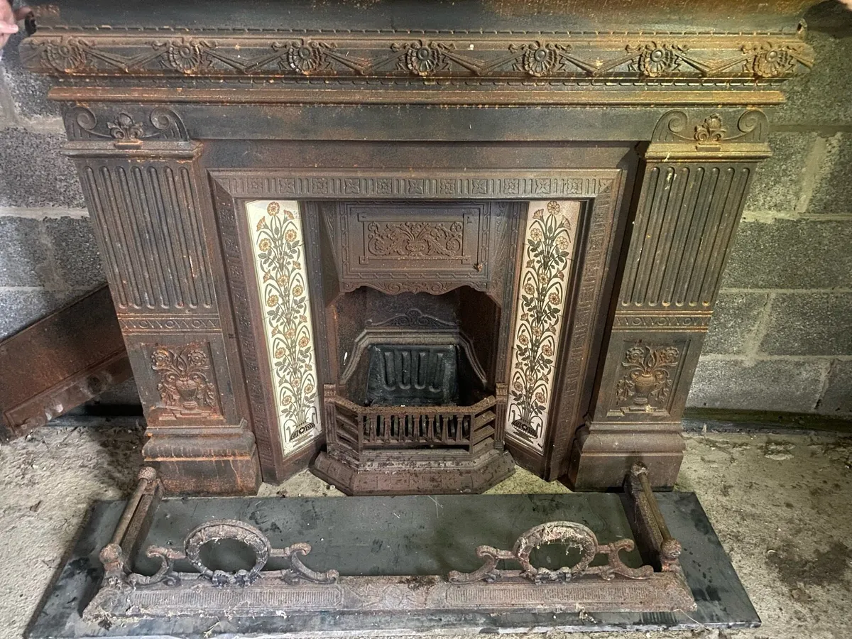 Cast iron fireplace - Image 4