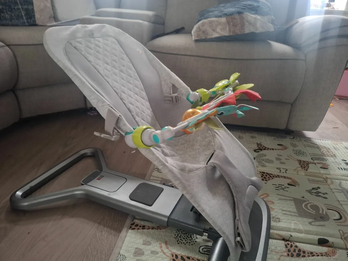 Baby bouncer chair - Image 3