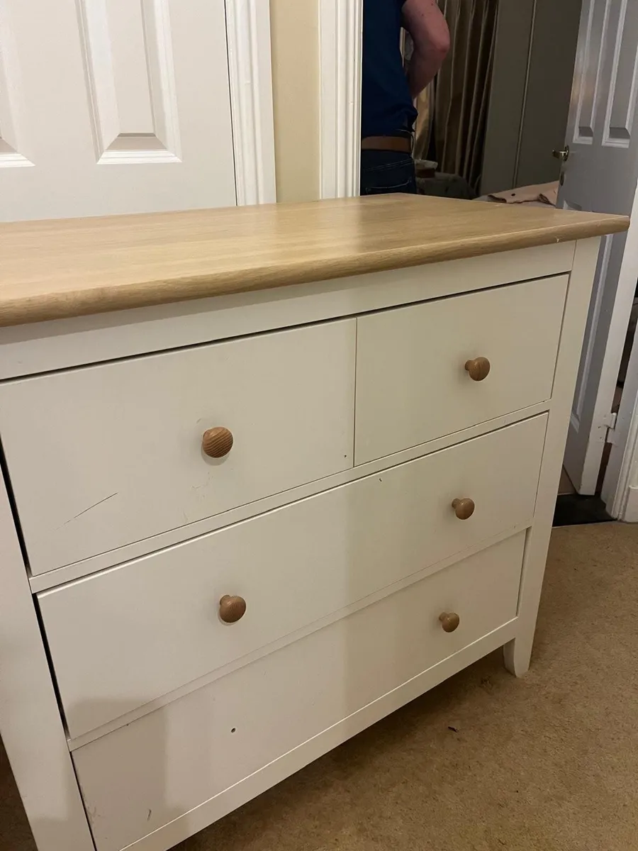 Baby changing table - Image 3