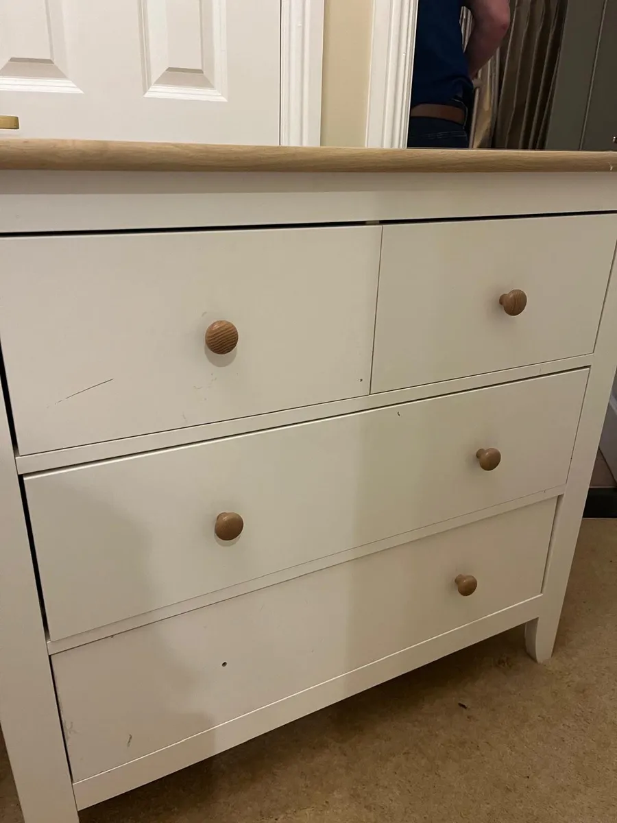 Baby changing table - Image 4