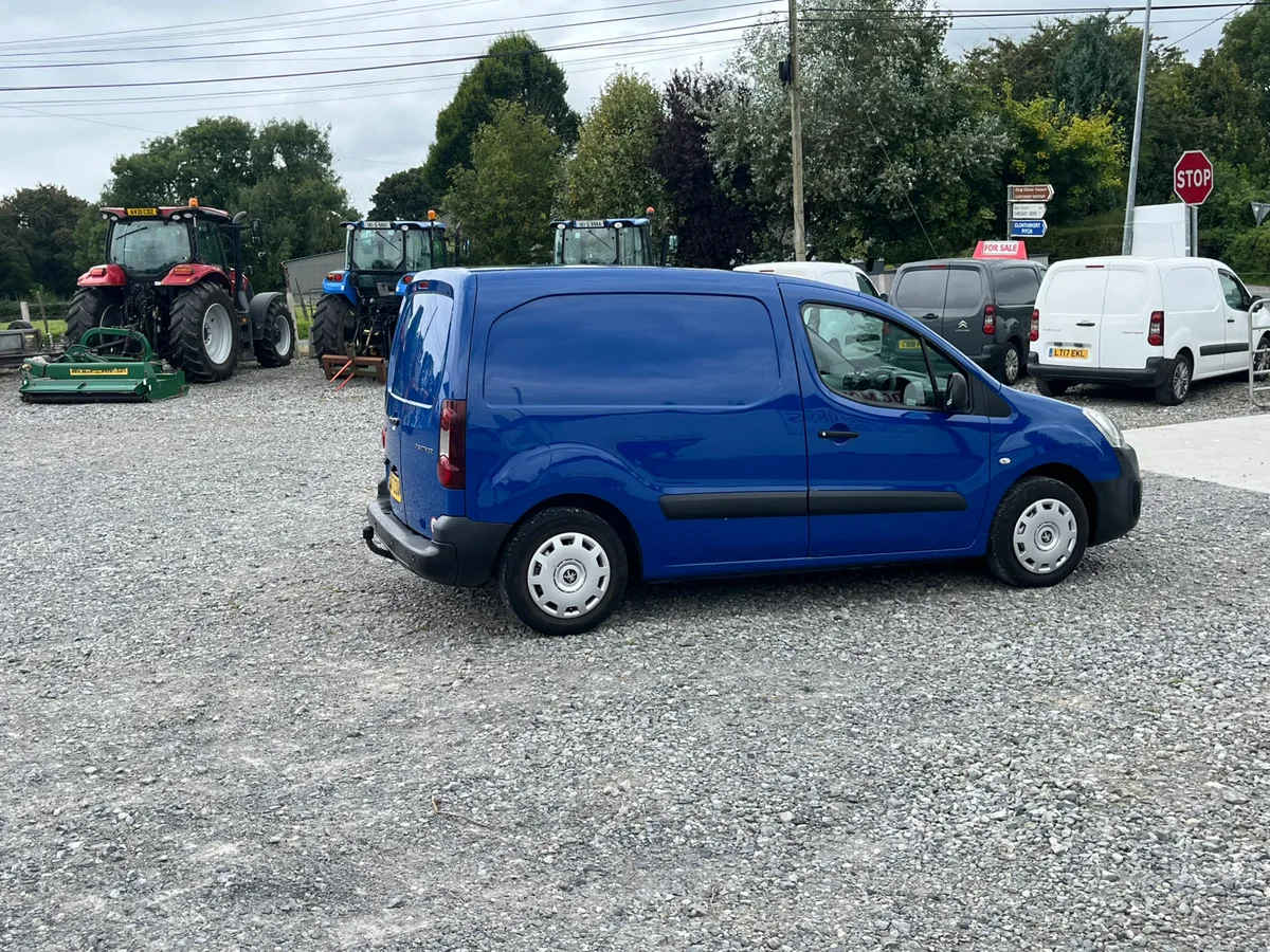 2017 peugeot partner 3 seater - Image 2