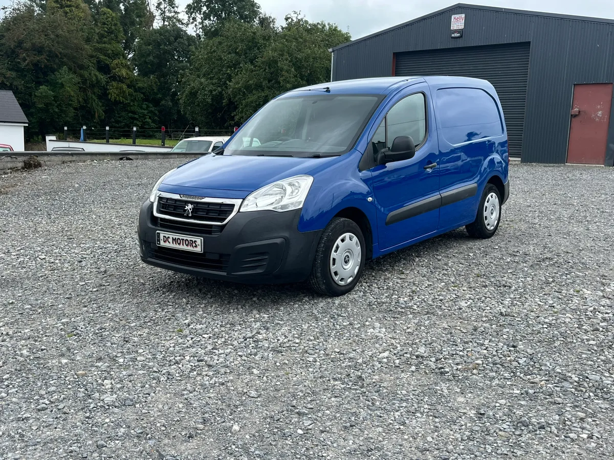 2017 peugeot partner 3 seater - Image 4