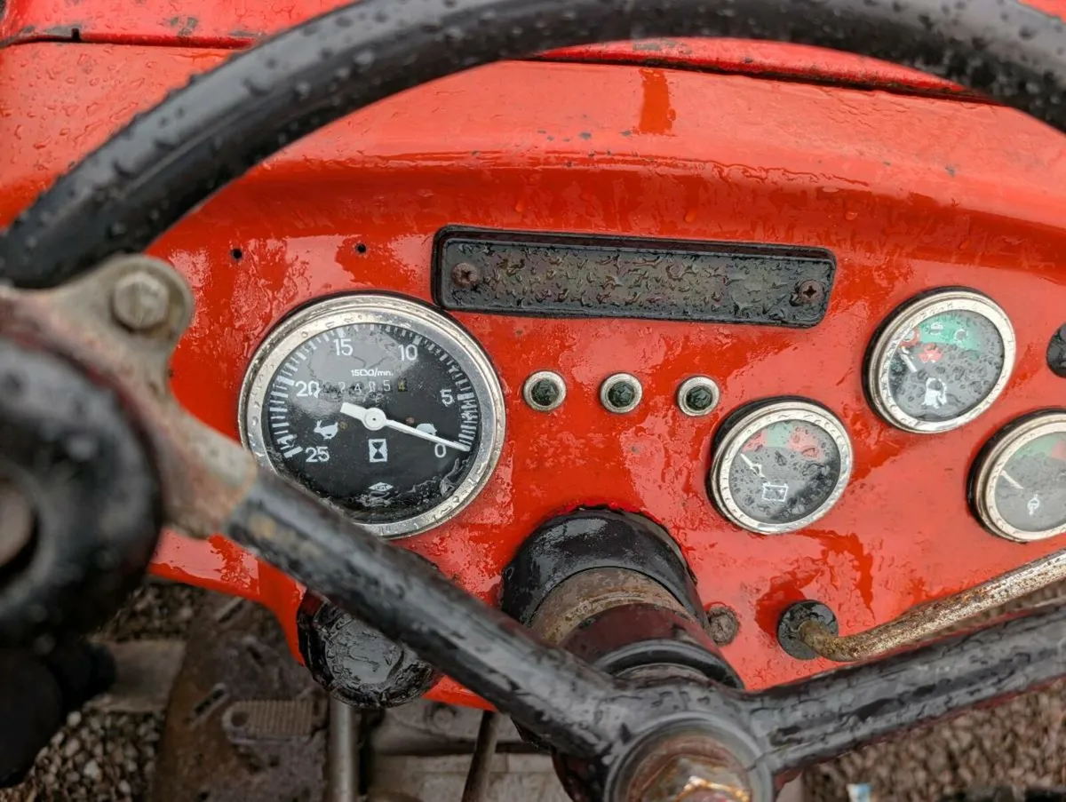 Massey Ferguson 240 - Image 2