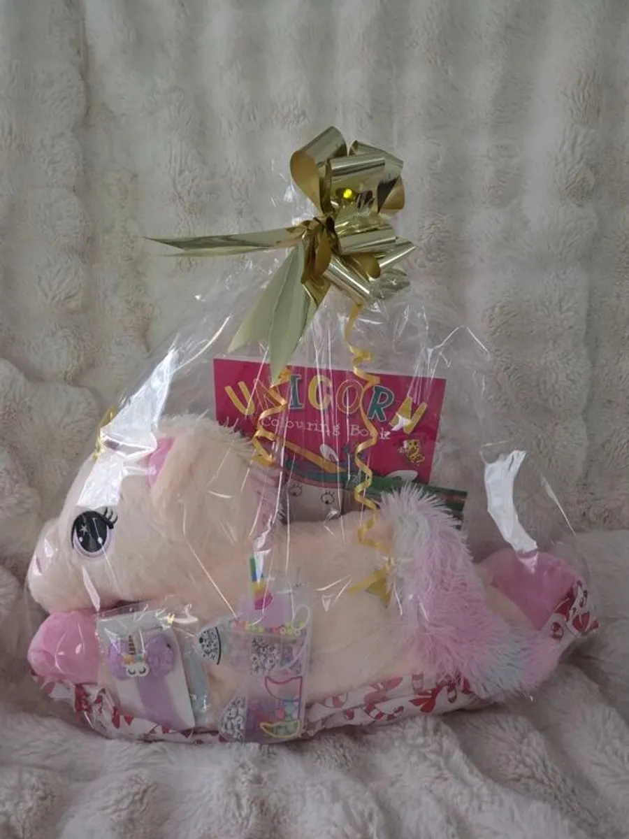Unicorn Gift Hamper - Image 1