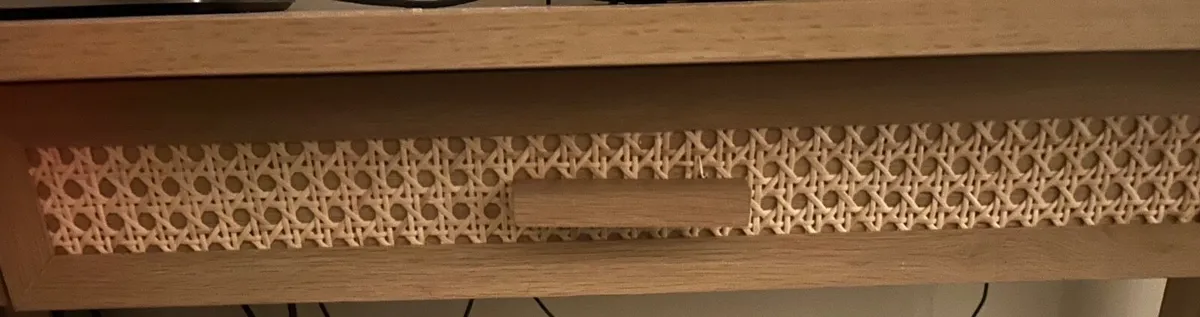 Desk with drawer and wicker pattern - Image 2
