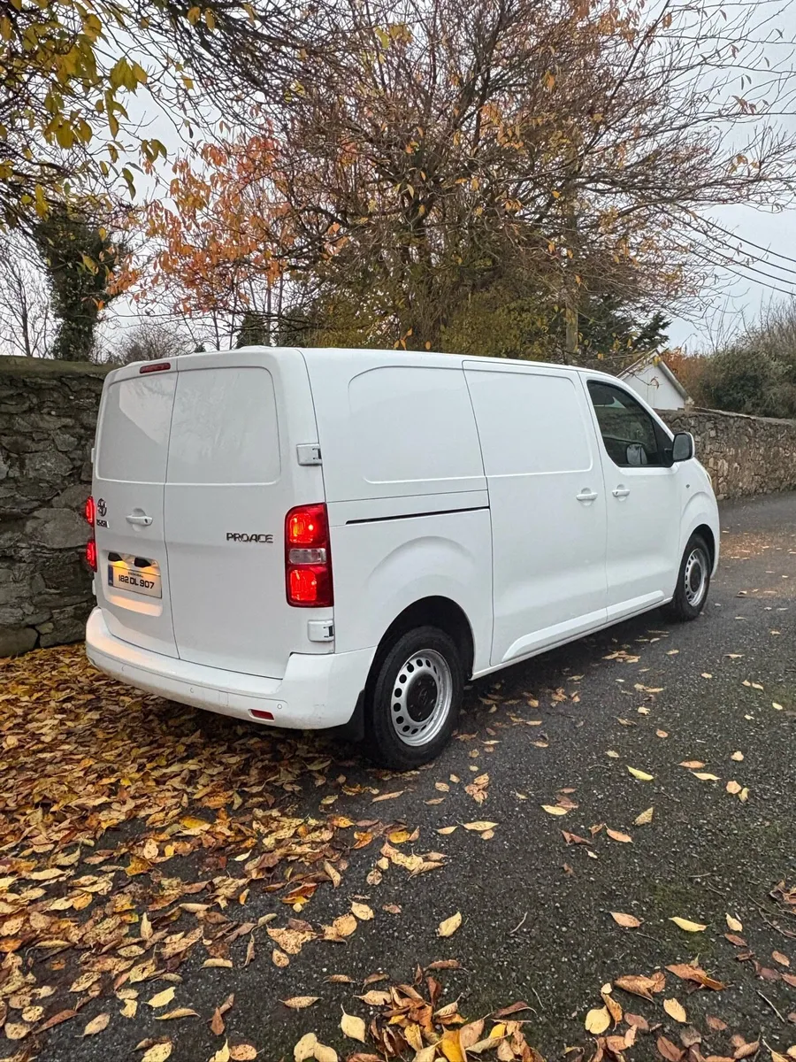 182 Toyota Proace - Image 3