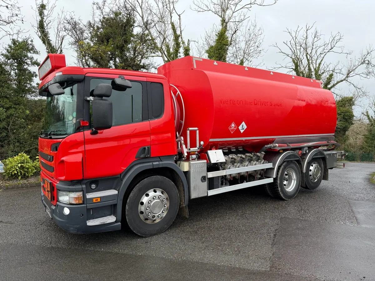 2015 SCANIA P360 FUEL OIL TANKER - Image 3