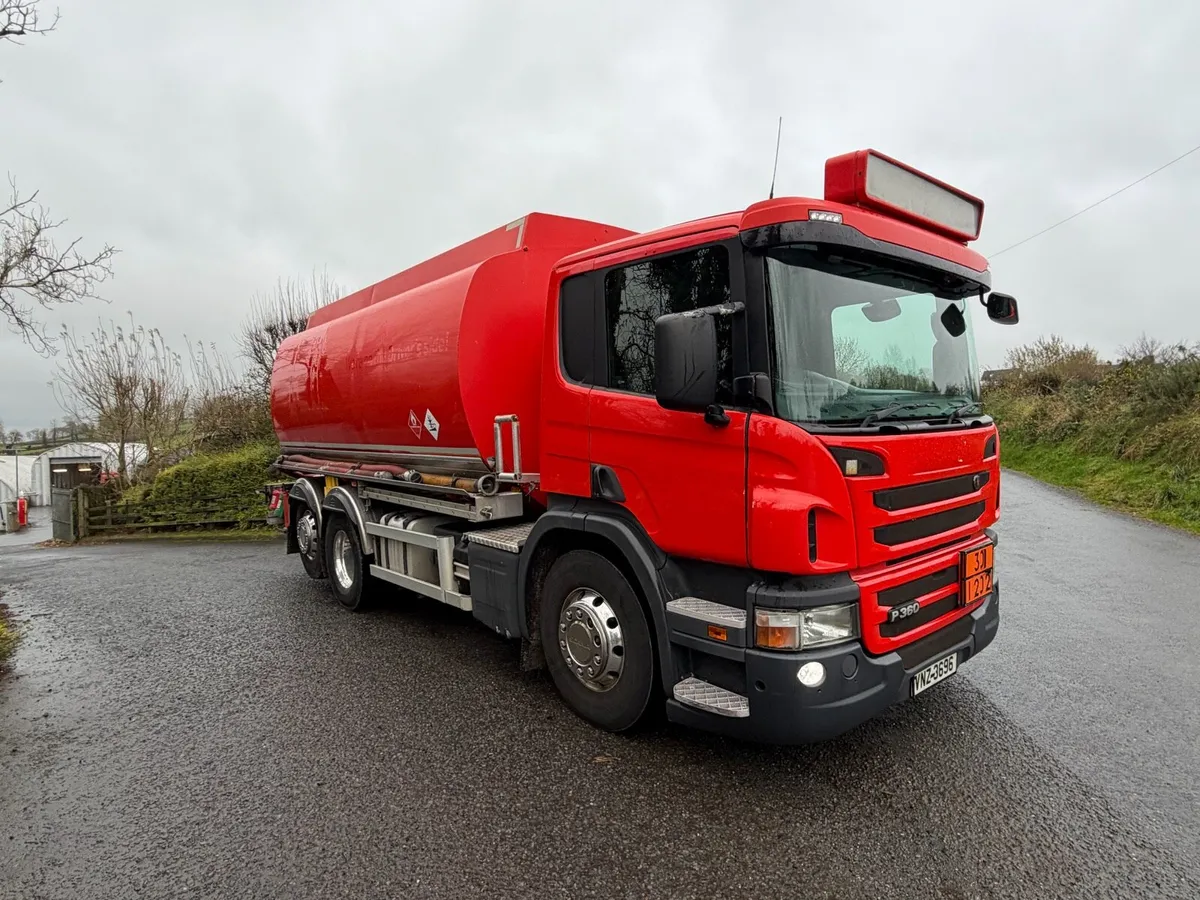 2015 SCANIA P360 FUEL OIL TANKER - Image 4