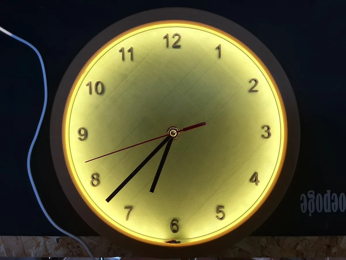 Customisable 3d printed clock with leds - Image 4