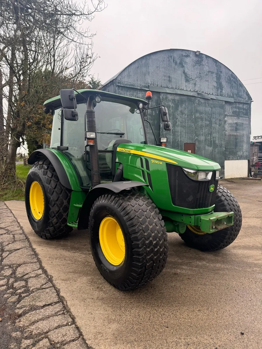 John Deere 5090M Tractor - Image 3