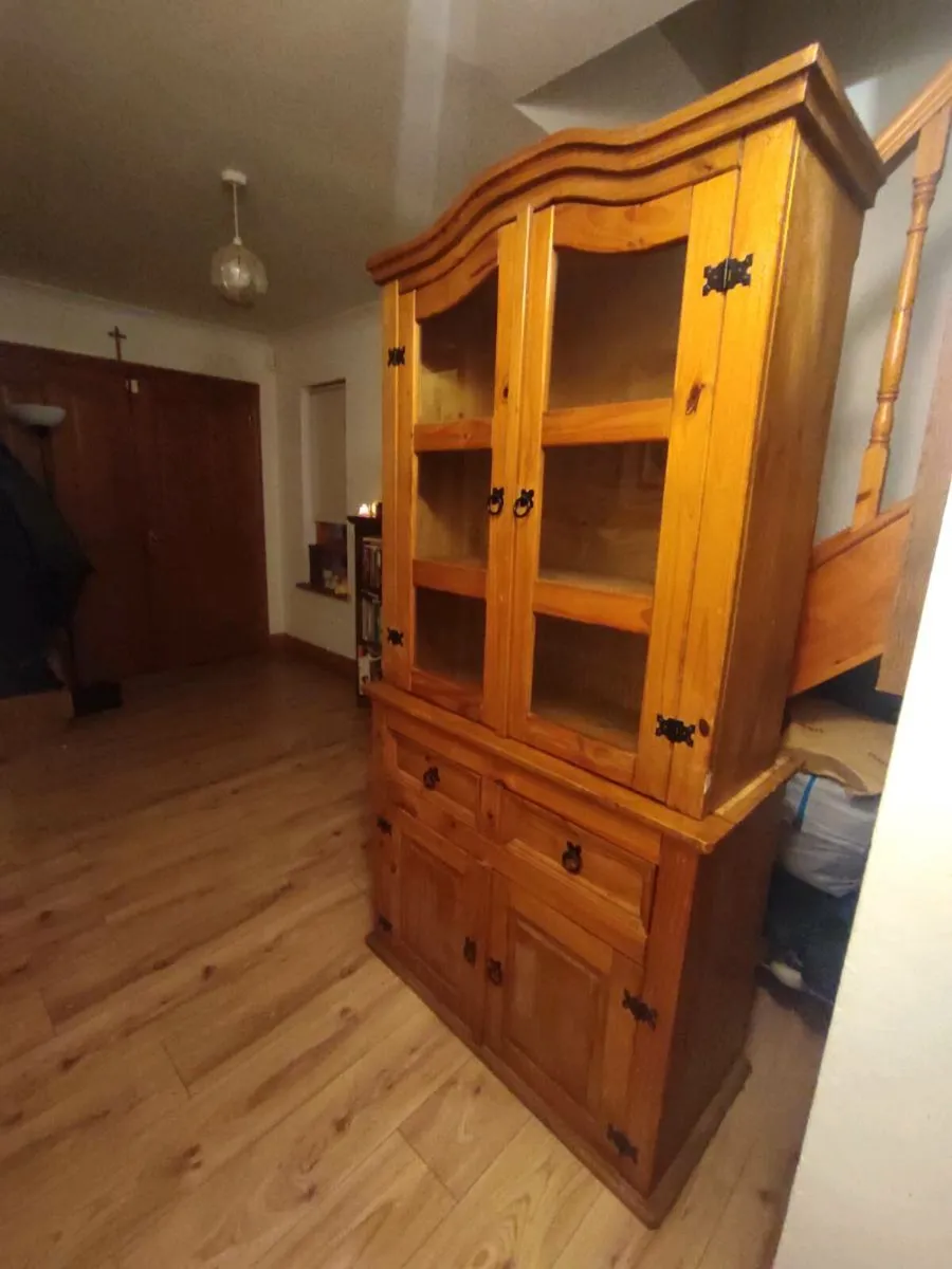 Corona 3'Buffet Hutch - Image 2