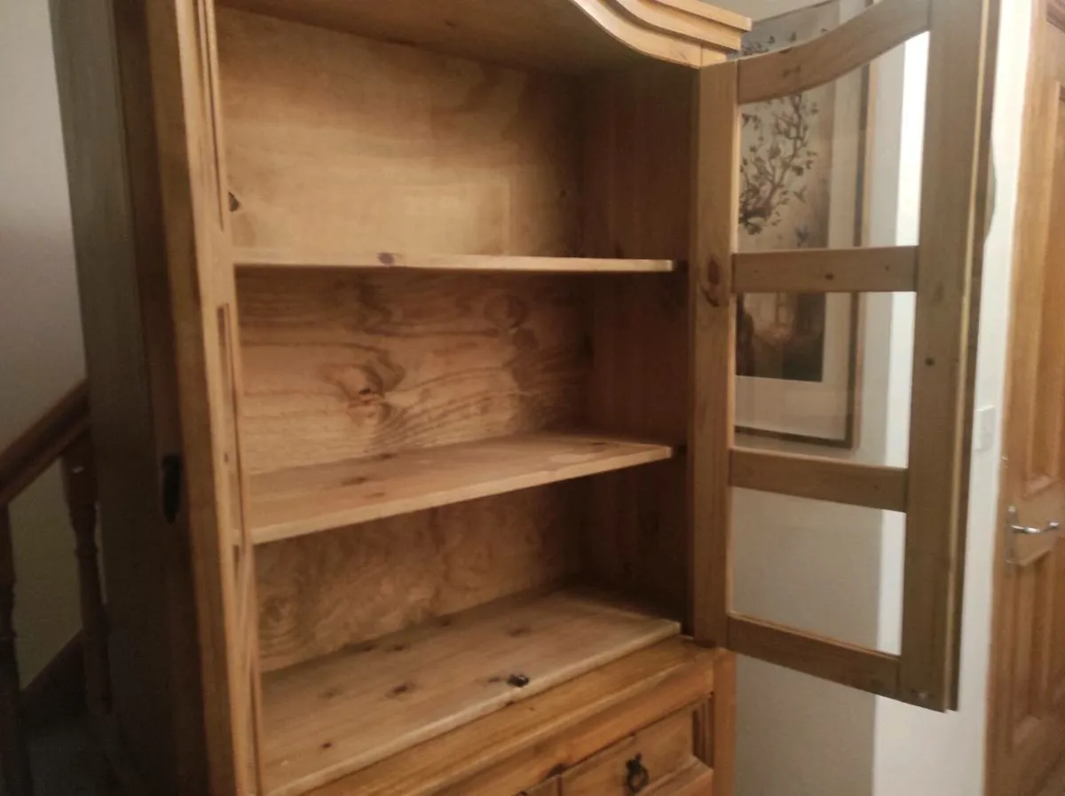 Corona 3'Buffet Hutch - Image 3