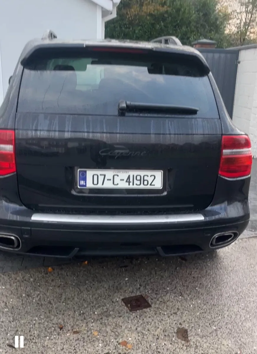 Porsche cayenne - Image 1