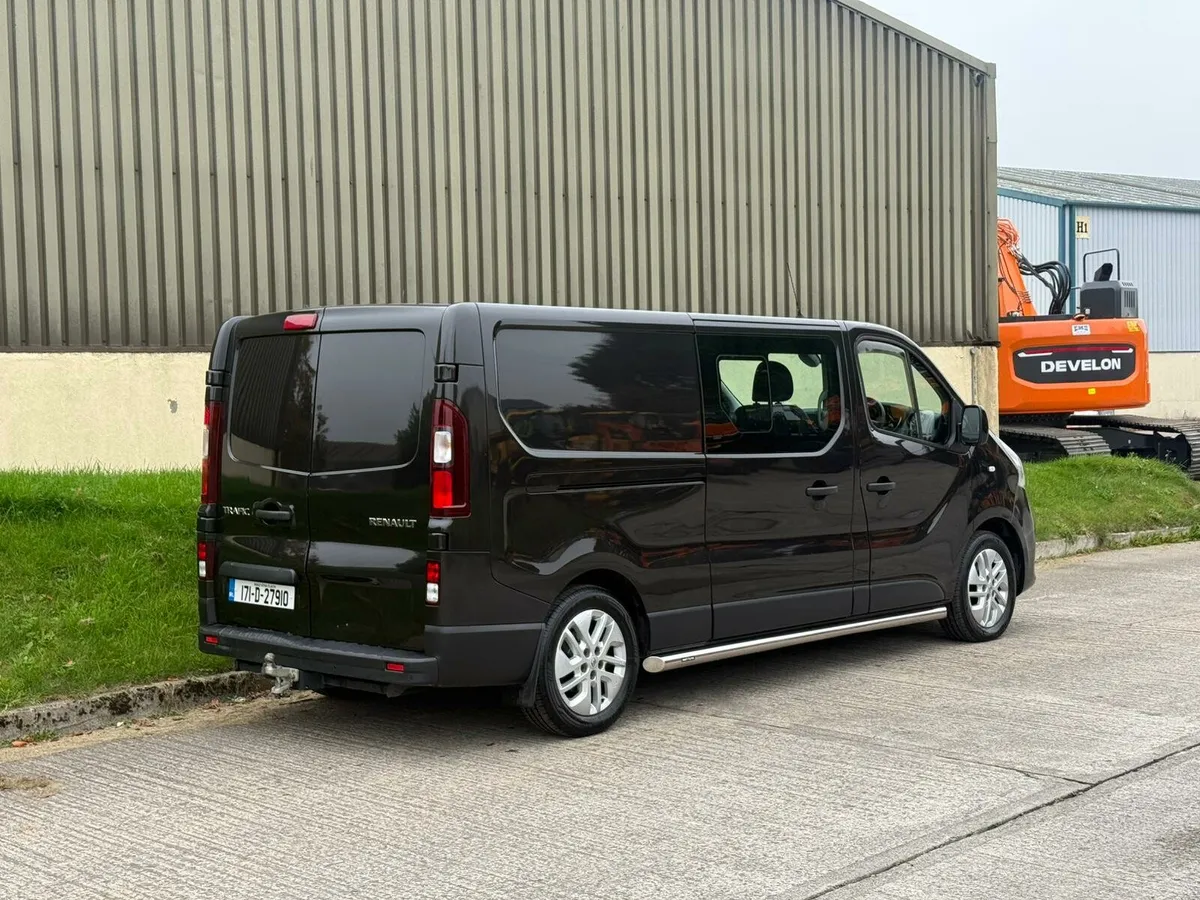 Renault traffic Crew cab New DOE - Image 4
